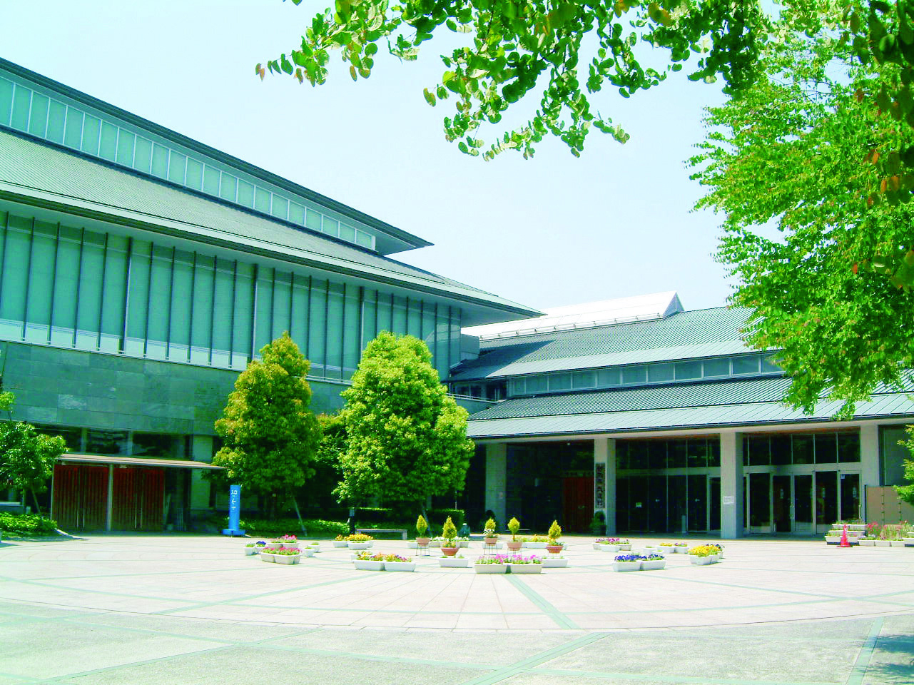 外観　静岡県武道館